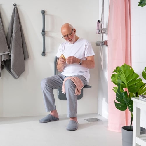 Relax grey man grooming